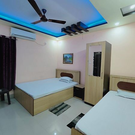 Gulab Lodge Siliguri Buitenkant foto