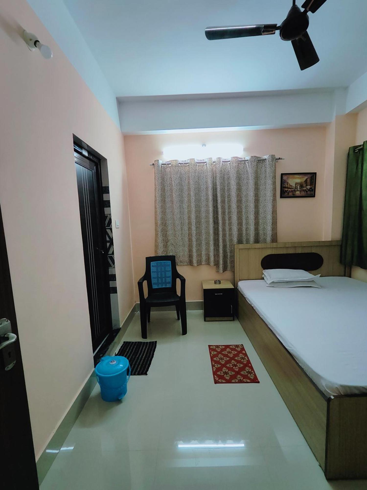 Gulab Lodge Siliguri Buitenkant foto