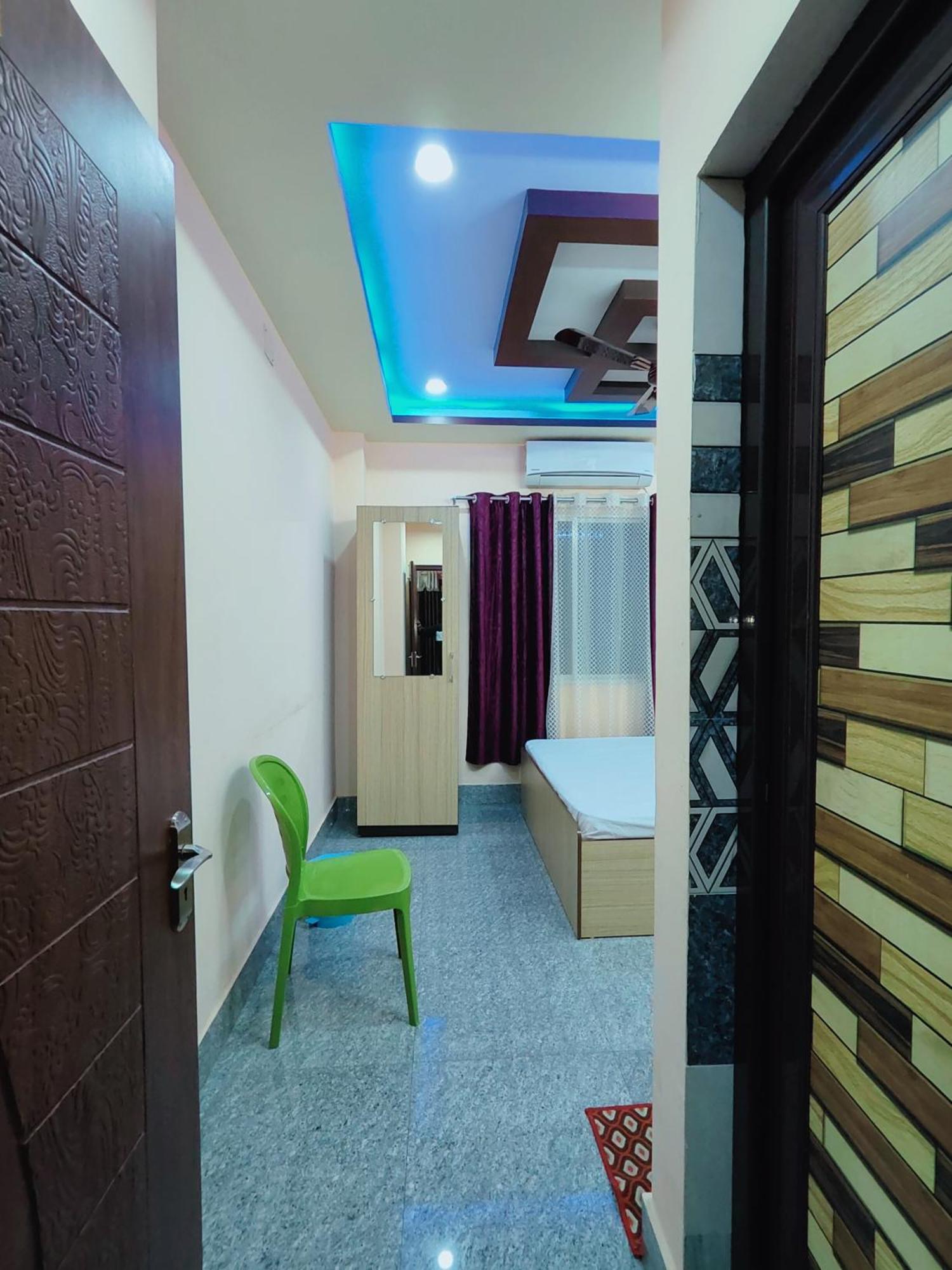 Gulab Lodge Siliguri Buitenkant foto